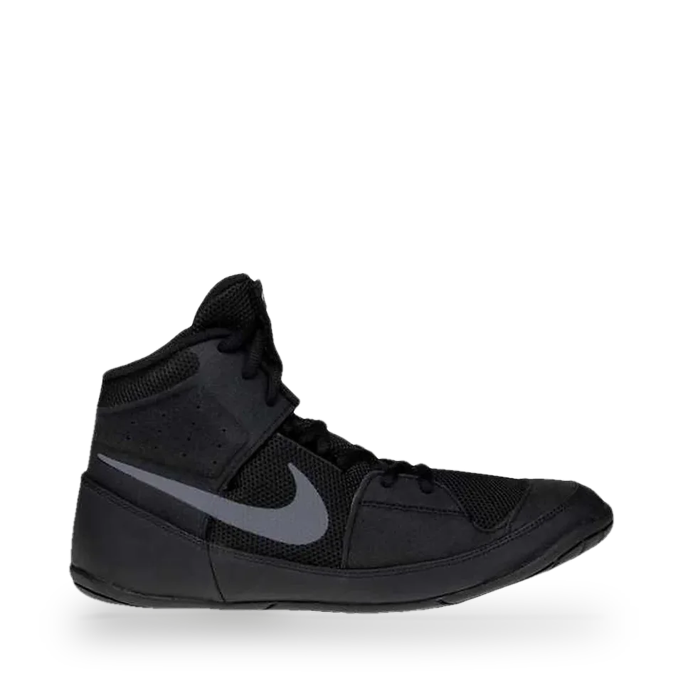Chaussures de lutte et multiboxe boxe Nike Fury, noir et gris
