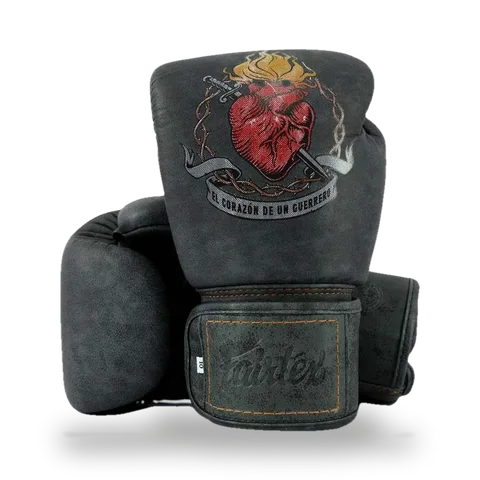 Gants de boxe d’entraînement Fairtex × Tom Atencio Le Cœur de Guerrier